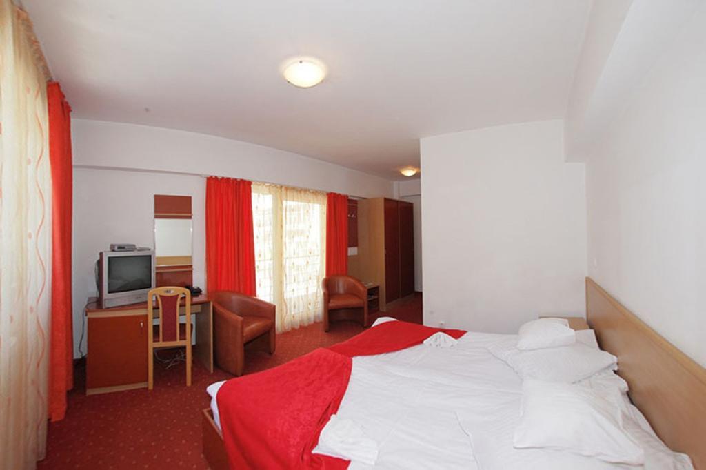 Hotel International Băile Herculane Zimmer foto