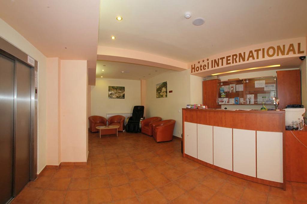 Hotel International Băile Herculane Exterior foto